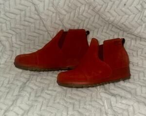 Sorel Women’s Orange Suede Chelsea Ankle Boots Size 9.5